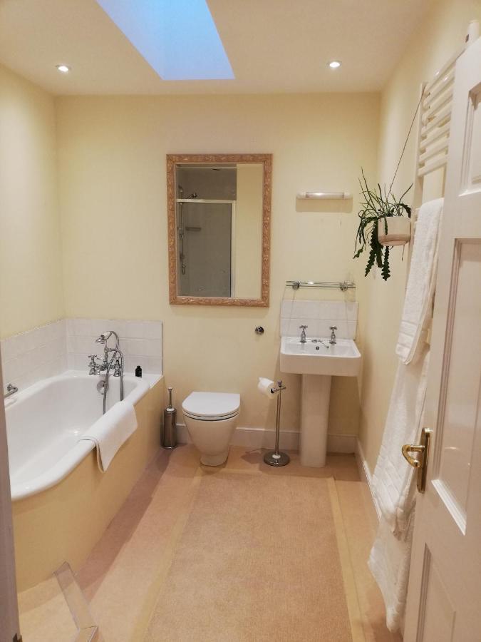 Rusling House Bed & Breakfast Butcombe Bagian luar foto